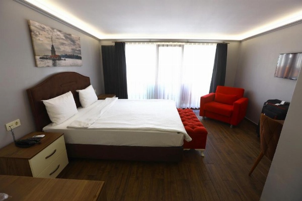 Zendy Suite Hotel image 36